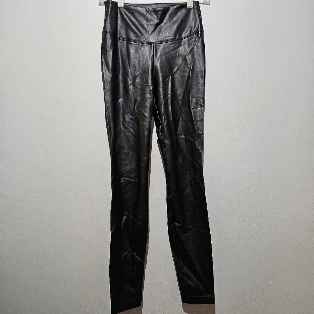 White House Black Market Runway Leggings Black Faux Leather Size 2